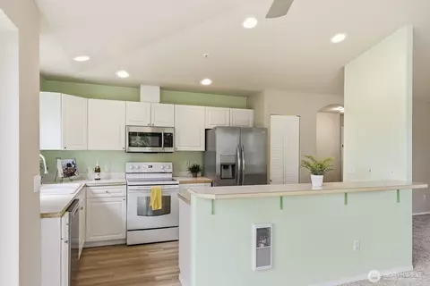 Kitchen - 10025 9th Ave W #C302, Everett, WA 98204 photo 1 of 5
