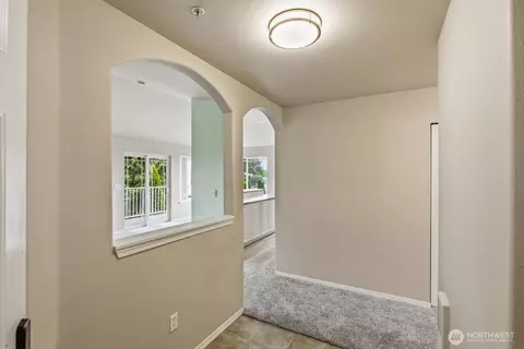 Entry Way - 10025 9th Ave W #C302, Everett, WA 98204 photo 2 of 3