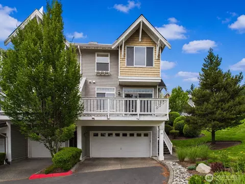 23120 SE Black Nugget Rd #A6, Issaquah, WA 98029