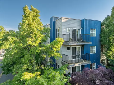 12345 Roosevelt Way NE #310, Seattle, WA 98125