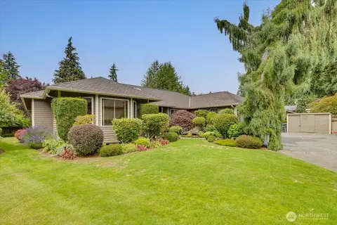 Exterior - 9806 NE 197th St, Bothell, WA 98011 photo 13 of 14