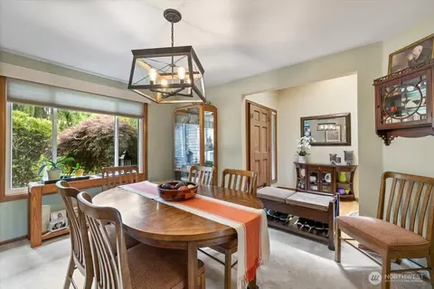 Dining - 9806 NE 197th St, Bothell, WA 98011 photo 1 of 4
