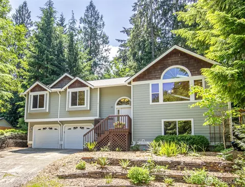 11 River Ridge Loop, Bellingham, WA 98229
