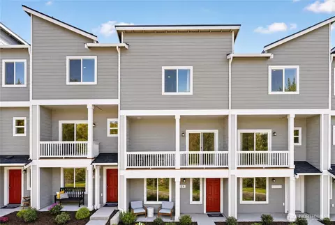 9590 Mineral Ave NW, Silverdale, WA 98383