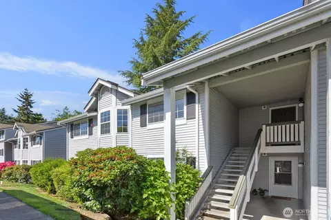 23333 Cedar Way #C201, Mountlake Terrace, WA 98043