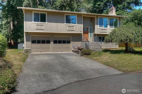 12608 215th Avenue Ct E, Bonney Lake, WA 98391