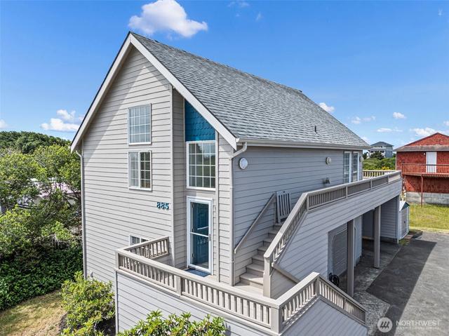 885 Ocean Shores Blvd SW, Ocean Shores, WA 98569