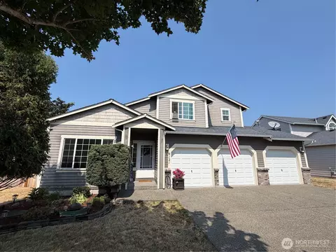 9121 Paradise View St SE, Yelm, WA 98597