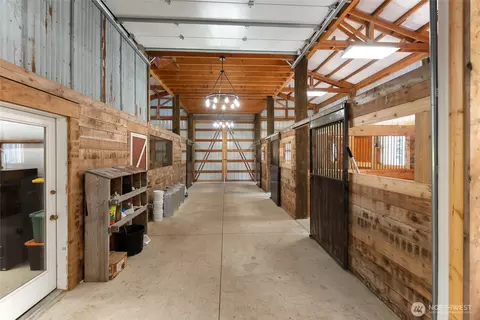 Entry Way - 7096 Oat Coles Rd, Everson, WA 98247 photo 4 of 5