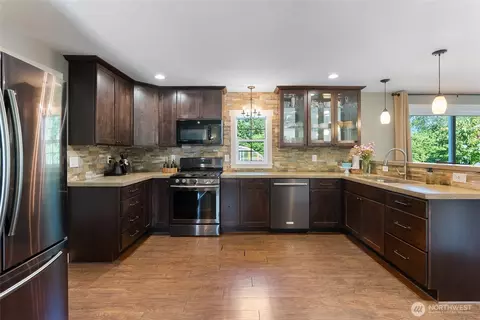 Kitchen - 7096 Oat Coles Rd, Everson, WA 98247 photo 1 of 3