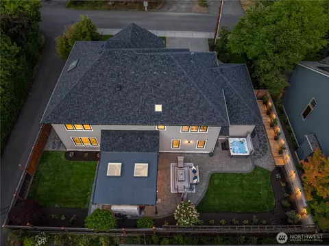 Exterior - 17655 86th Ave NE, Bothell, WA 98011 photo 3 of 6