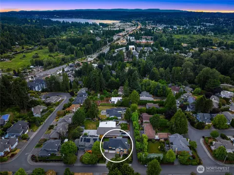 View/Area - 17655 86th Ave NE, Bothell, WA 98011 photo 2 of 2