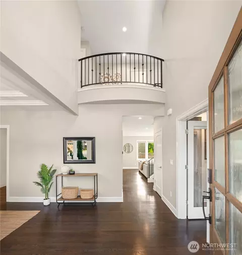 Entry Way - 17655 86th Ave NE, Bothell, WA 98011 photo 1 of 2