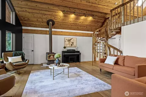 Living - 23602 Keating Rd, Orting, WA 98360 photo 4 of 5