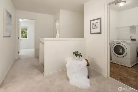 Entry Way - 4135 240th Pl SE, Bothell, WA 98021 photo 4 of 5