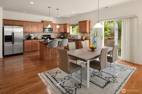 Dining - 4135 240th Pl SE, Bothell, WA 98021 photo 1 of 2