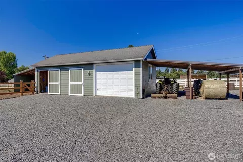 Exterior - 4926 268th St E, Spanaway, WA 98387 photo 4 of 7