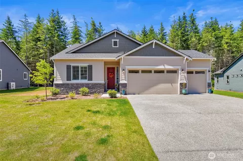 50 Mccartney Peak Ln, Port Ludlow, WA 98365
