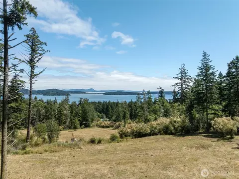 207 Suntides Ln, Lopez Island, WA 98261