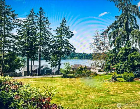 10142 Steamboat Island Rd NW, Olympia, WA 98502