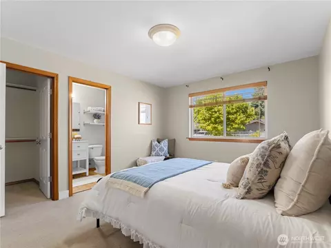 Bedroom - 402 Factory St SE, Orting, WA 98360 photo 2 of 5