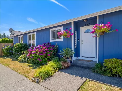 Exterior - 402 Factory St SE, Orting, WA 98360 photo 2 of 5
