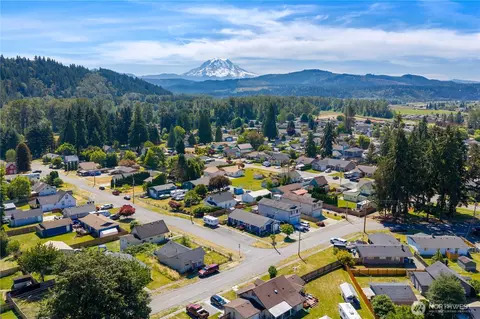 View/Area - 402 Factory St SE, Orting, WA 98360 photo 2 of 3