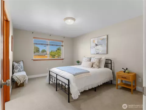 Bedroom - 402 Factory St SE, Orting, WA 98360 photo 1 of 5