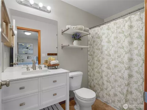 Bath - 402 Factory St SE, Orting, WA 98360 photo 1 of 2
