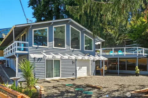10138 Steamboat Island Rd NW, Olympia, WA 98502