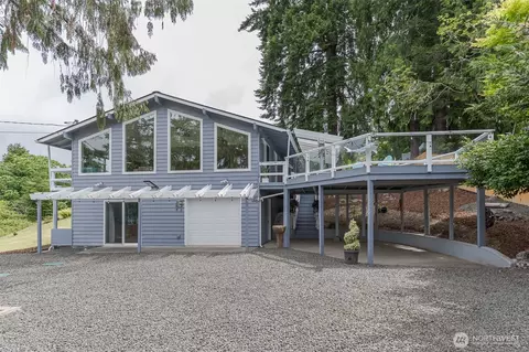 10138 Steamboat Island Rd NW, Olympia, WA 98502