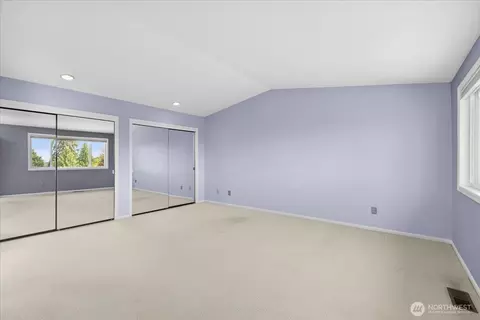 Bedroom - 809 Spruce Pl, Edmonds, WA 98020 photo 2 of 6