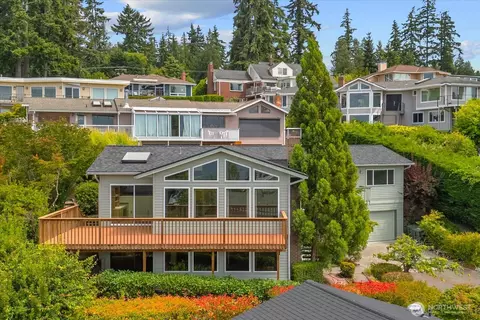 Exterior - 809 Spruce Pl, Edmonds, WA 98020 photo 9 of 9