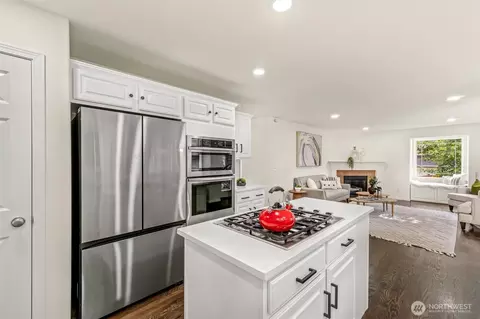 Kitchen - 18121 129th Pl NE, Bothell, WA 98011 photo 6 of 6
