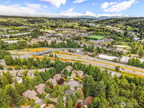 View/Area - 18121 129th Pl NE, Bothell, WA 98011 photo 2 of 3