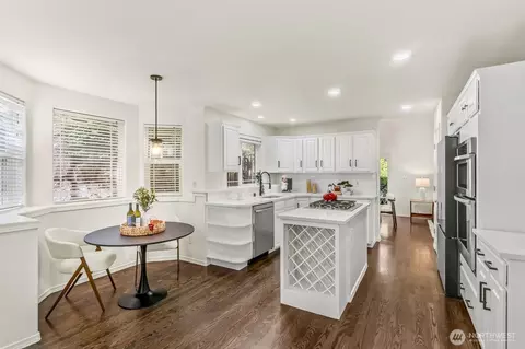 Kitchen - 18121 129th Pl NE, Bothell, WA 98011 photo 1 of 6