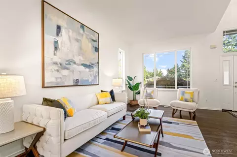 Living - 18121 129th Pl NE, Bothell, WA 98011 photo 3 of 5