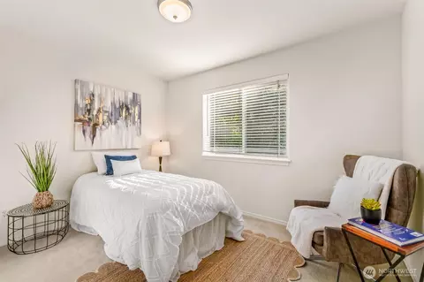 Bedroom - 18121 129th Pl NE, Bothell, WA 98011 photo 1 of 5