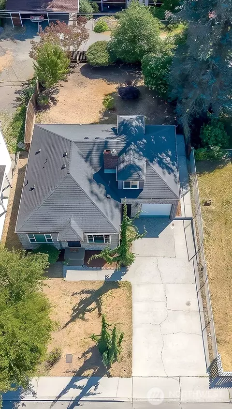 View/Area - 4711 Colby Ave, Everett, WA 98203 photo 1 of 3
