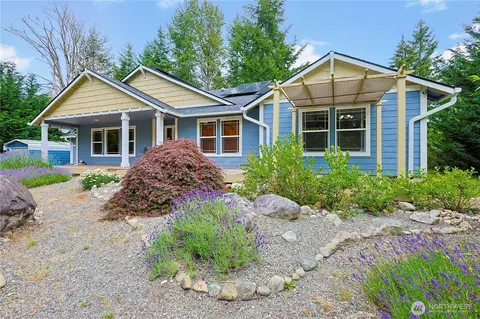Exterior - 714 Tipsoo Loop S, Rainier, WA 98576 photo 3 of 18