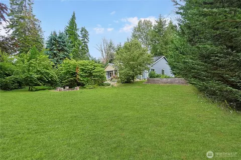Exterior - 714 Tipsoo Loop S, Rainier, WA 98576 photo 5 of 18