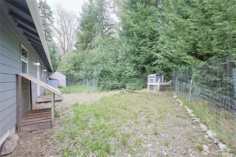 Exterior - 714 Tipsoo Loop S, Rainier, WA 98576 photo 14 of 18