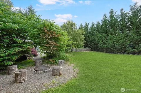 Exterior - 714 Tipsoo Loop S, Rainier, WA 98576 photo 7 of 18