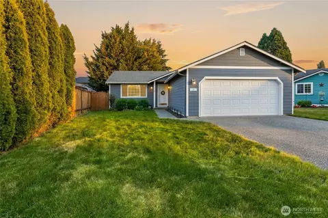 13813 52nd Ave NE, Marysville, WA 98271