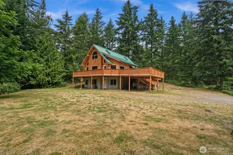 6577 NW Northridge Ln, Bremerton, WA 98312