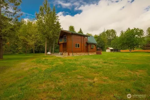 Exterior - 18315 Pioneer Way E, Orting, WA 98360 photo 11 of 11