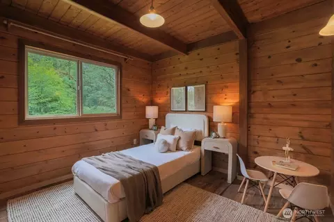 Bedroom - 18315 Pioneer Way E, Orting, WA 98360 photo 2 of 3