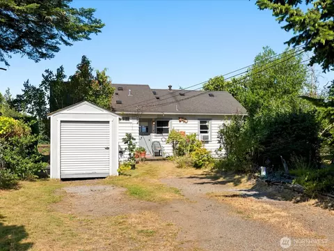 2715 50th Ave SW, Seattle, WA 98116