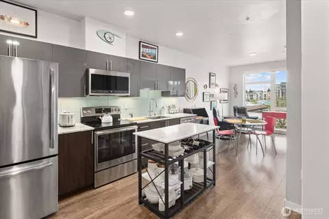 1085 103rd Ave NE # 311, Bellevue, WA 98004