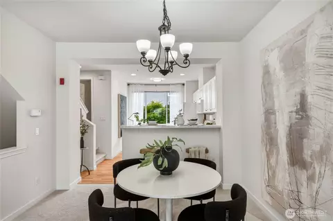Dining - 16227 119th Pl NE, Bothell, WA 98011 photo 3 of 4